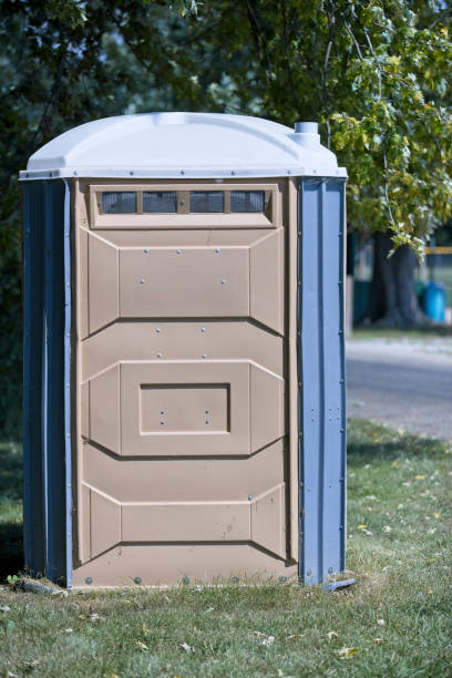 Best Porta potty rental near me  in Long Lake, IL